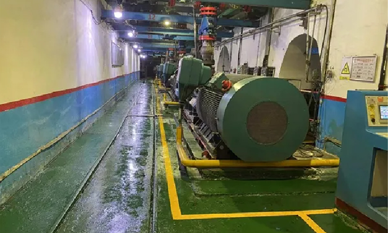 礦用排水泵.jpg